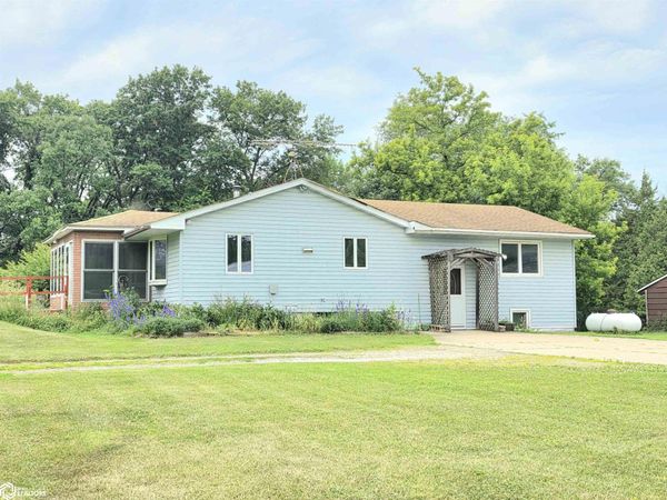 1159 Rock Grove Drive, Nora Springs, IA 50458
