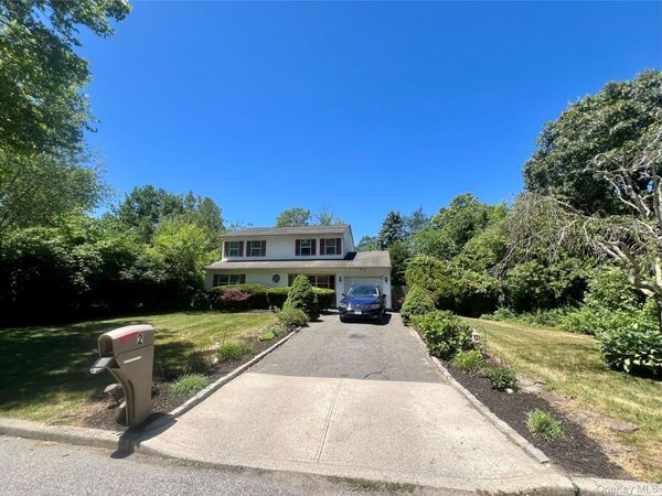 2 Peters Lane , Port Jefferson, NY 11776