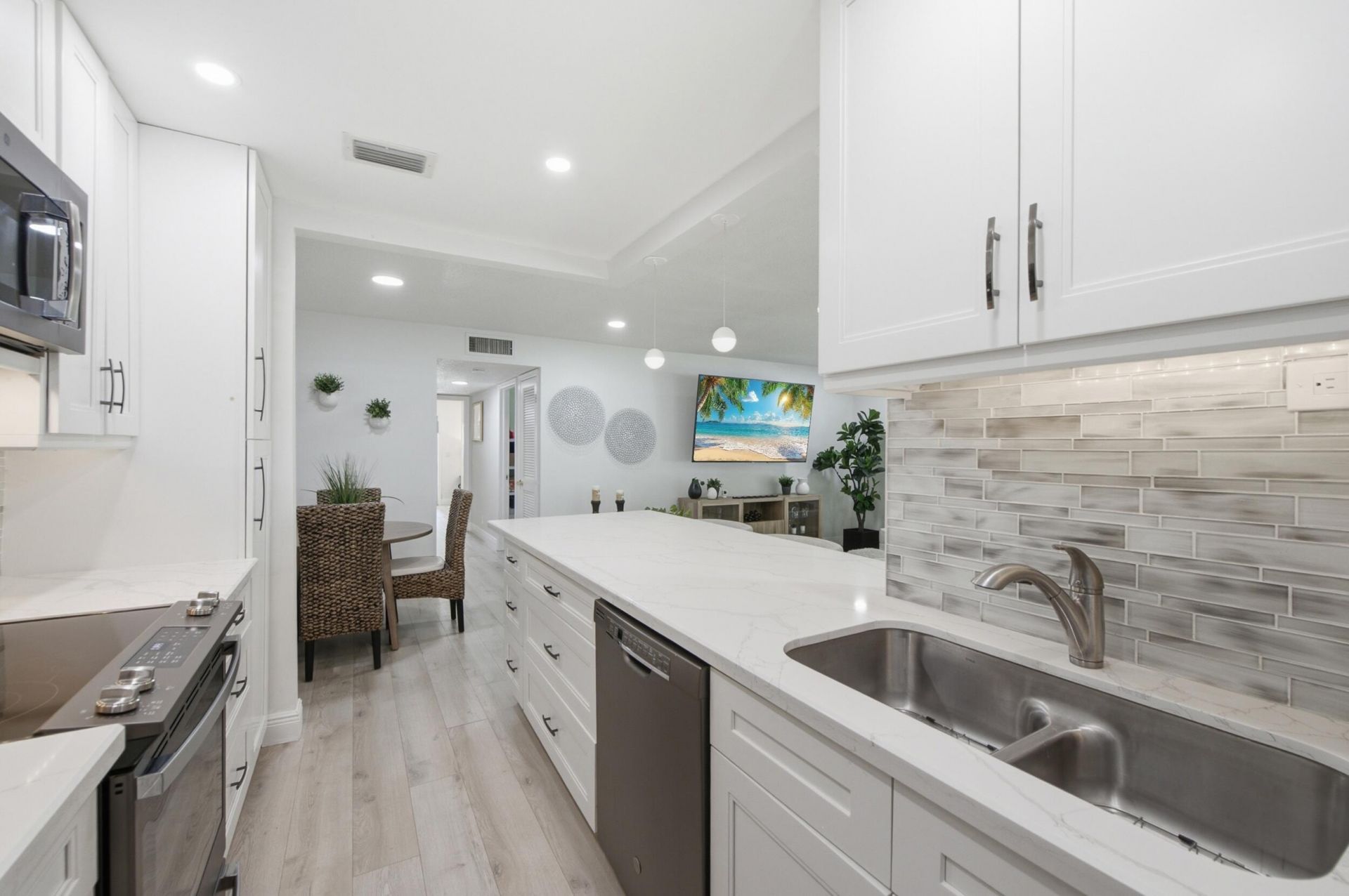 957 Circle Drive, Unit D, Delray Beach, FL 33445 Photo