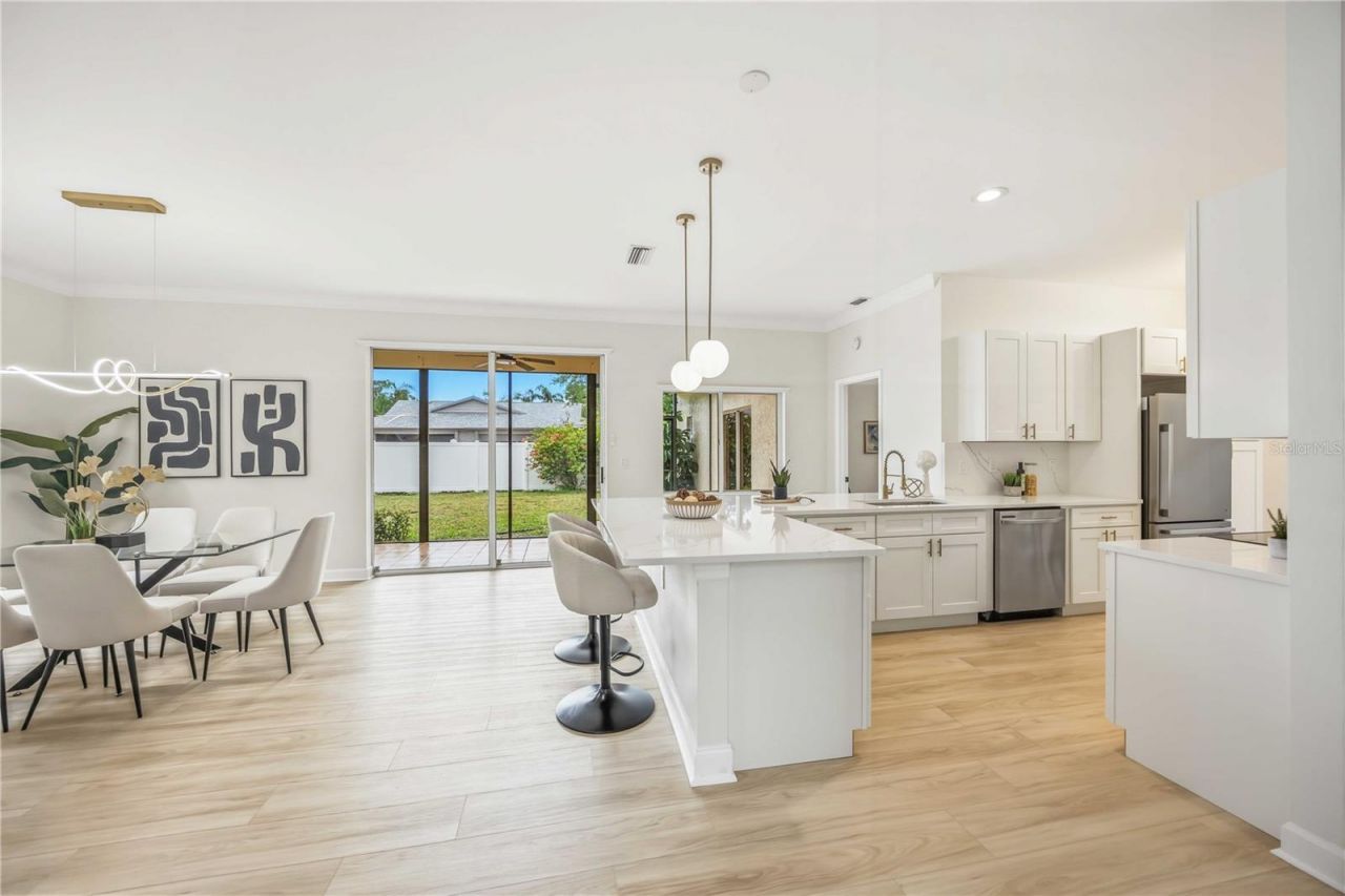 4320 Marcott Circle, Sarasota, FL 34233 Photo