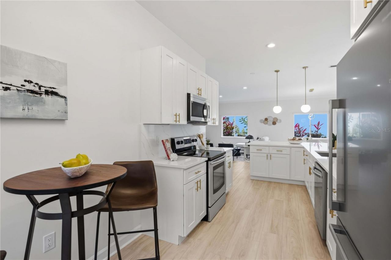 4320 Marcott Circle, Sarasota, FL 34233 Photo