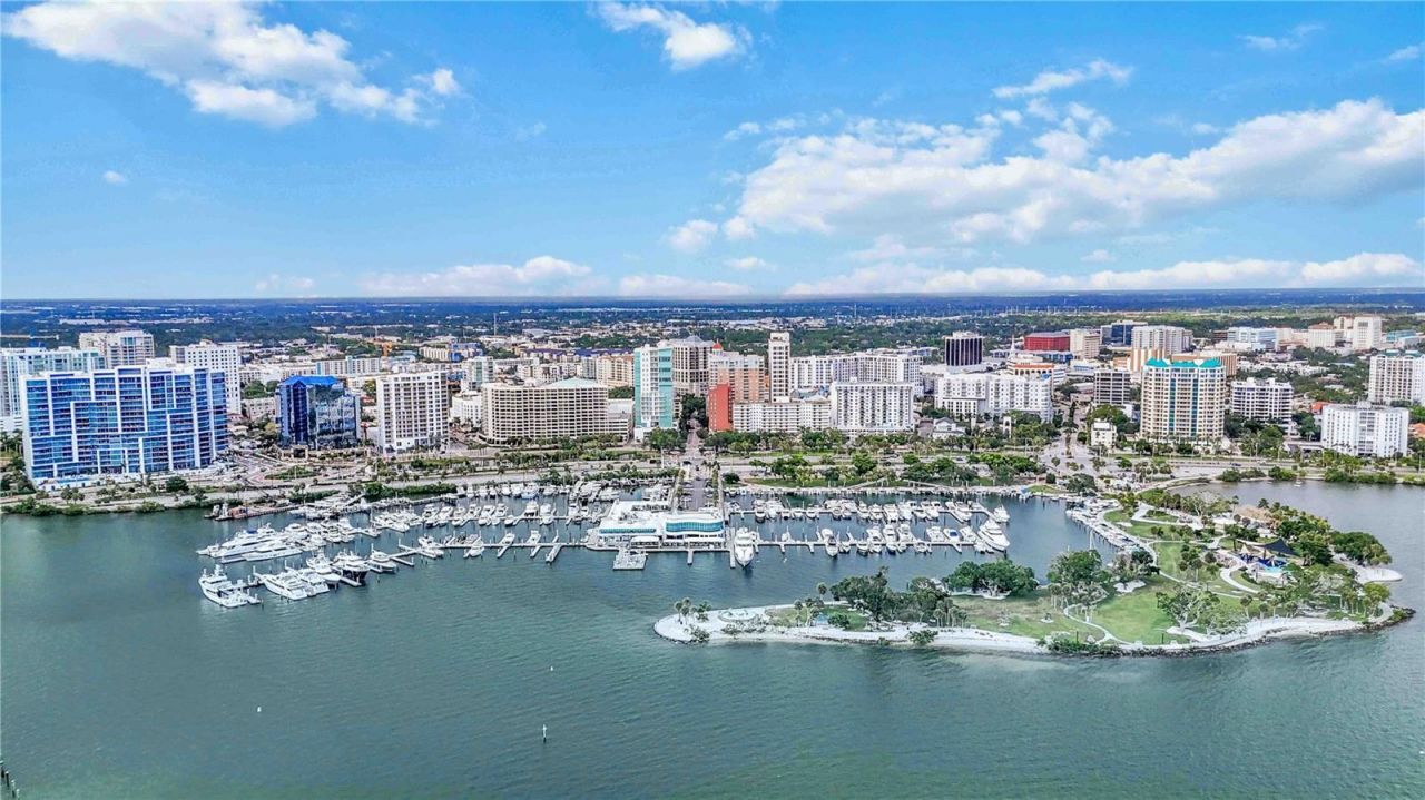 4320 Marcott Circle, Sarasota, FL 34233 Photo