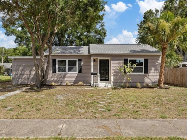 8211 DIAGONAL ROAD N, ST PETERSBURG, FL 33702