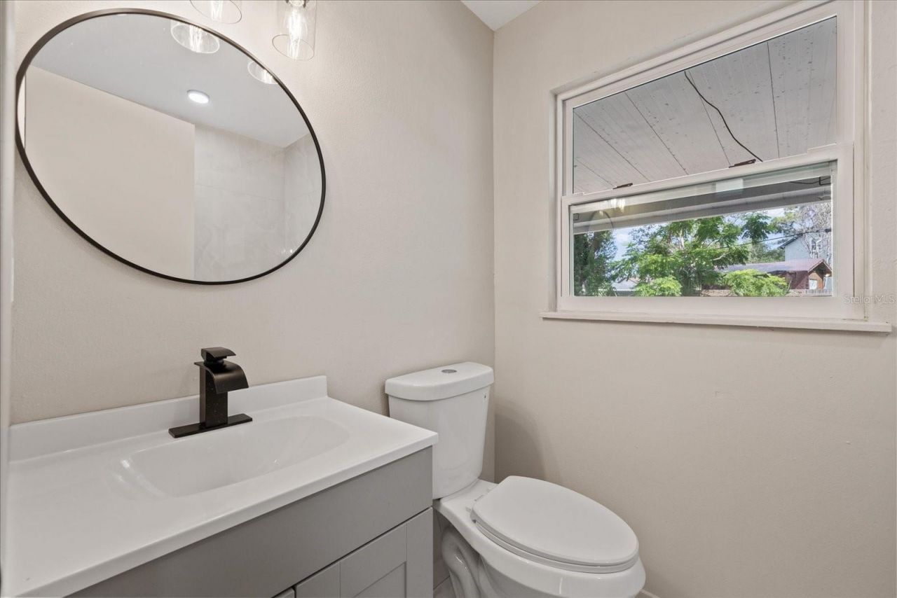 8211 Diagonal Road N, Saint Petersburg, FL 33702 Photo