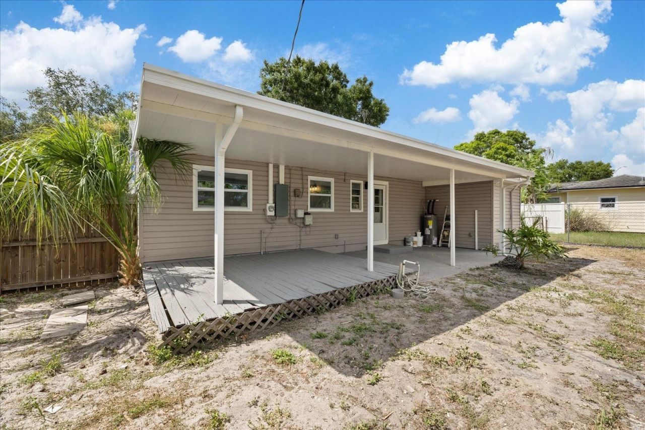 8211 Diagonal Road N, Saint Petersburg, FL 33702 Photo