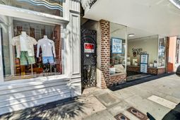335 King Street photo 4