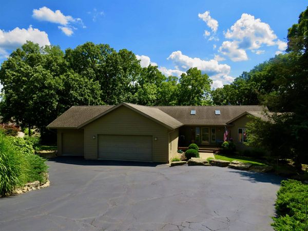 11 Peninsula Drive, GALENA, IL 61036