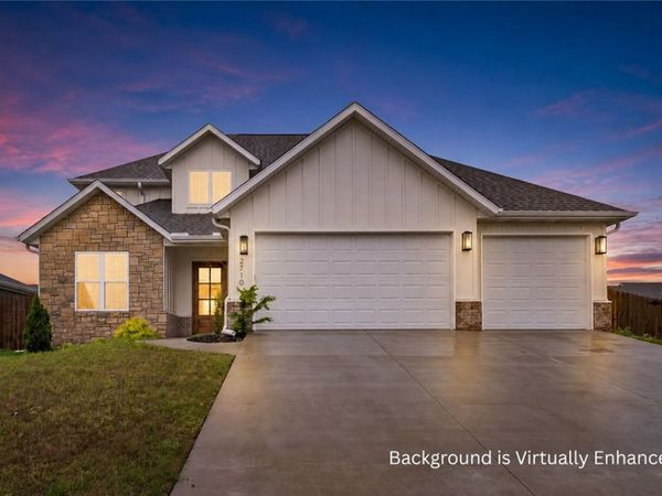 2710 S 20th Street, Rogers, AR 72758