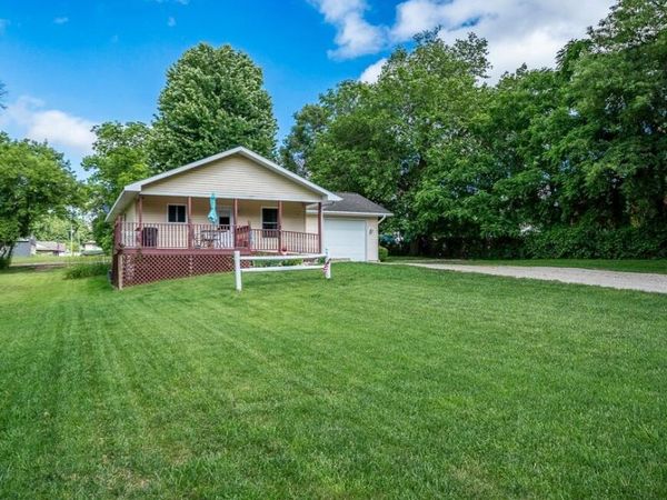 38 N Elm Street, Hesperia, MI 49421