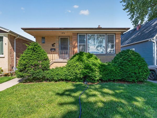 7811 McVicker Avenue , Burbank, IL 60459