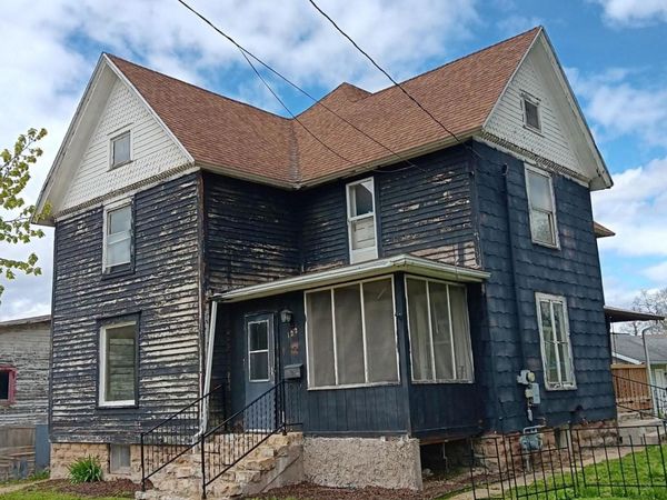 122 W Church Street, Columbus, WI 53925