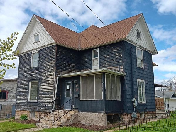 122 W Church Street, Columbus, WI 53925