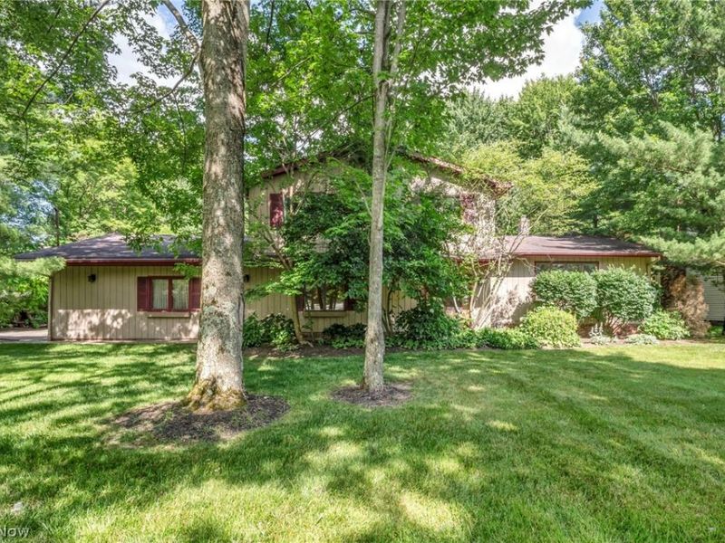 6845 Liberty Road, Solon, OH 44139 Photo 2