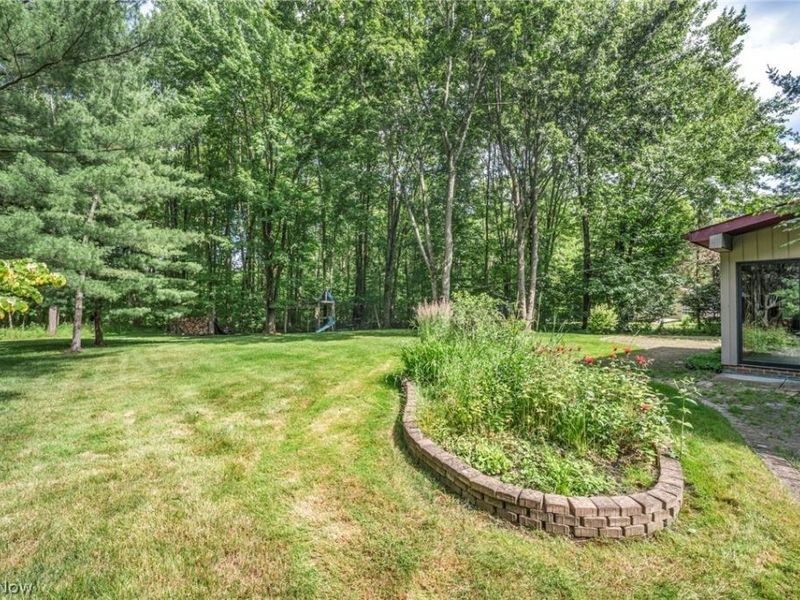 6845 Liberty Road, Solon, OH 44139 Photo 45