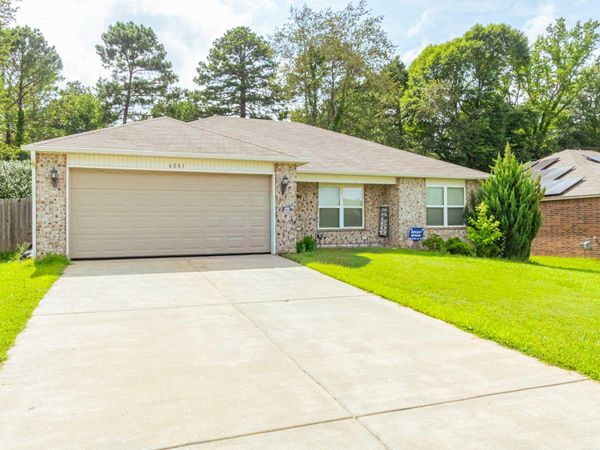 6081 Saddle Hill Drive , Shannon Hills, AR 72002