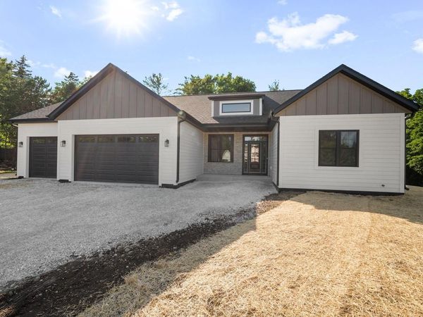 W332N4520 Grace COURT, Nashotah, WI 53058