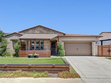 9875 Clyde Ingalsbe St, Elk Grove, CA 95624 Photo