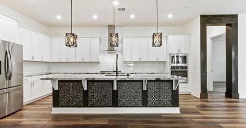 9875 Clyde Ingalsbe St, Elk Grove, CA 95624 Photo