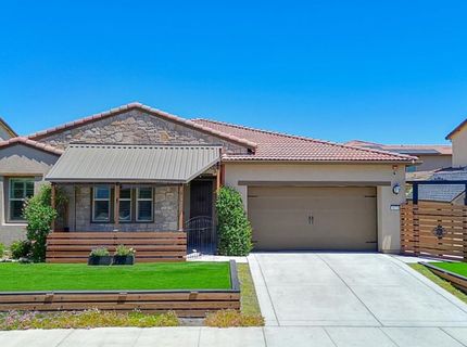 9875 Clyde Ingalsbe St, Elk Grove, CA 95624 Photo