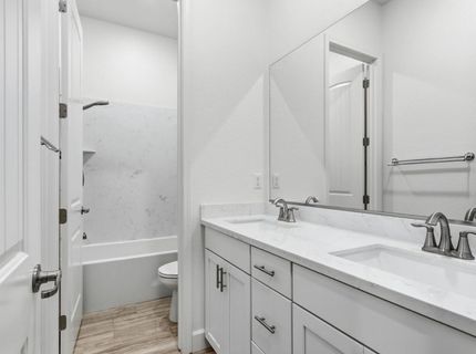 9875 Clyde Ingalsbe St, Elk Grove, CA 95624 Photo