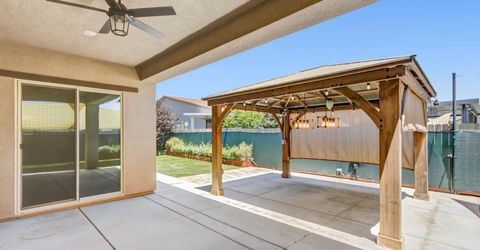 9875 Clyde Ingalsbe St, Elk Grove, CA 95624 Photo
