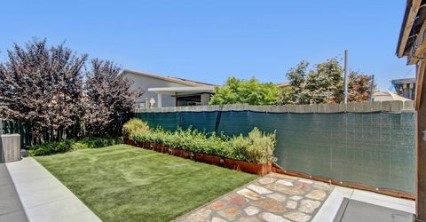 9875 Clyde Ingalsbe St, Elk Grove, CA 95624 Photo