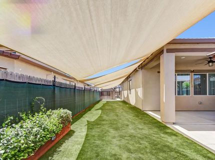 9875 Clyde Ingalsbe St, Elk Grove, CA 95624 Photo