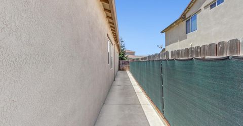 9875 Clyde Ingalsbe St, Elk Grove, CA 95624 Photo