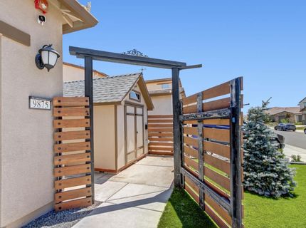9875 Clyde Ingalsbe St, Elk Grove, CA 95624 Photo