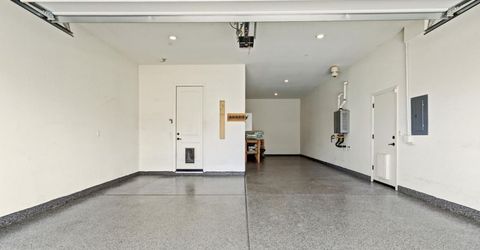 9875 Clyde Ingalsbe St, Elk Grove, CA 95624 Photo