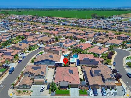 9875 Clyde Ingalsbe St, Elk Grove, CA 95624 Photo