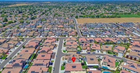 9875 Clyde Ingalsbe St, Elk Grove, CA 95624 Photo