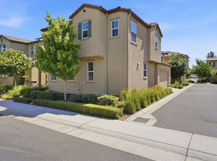 9911 Del Surf Ln, Elk Grove, CA 95757 Photo