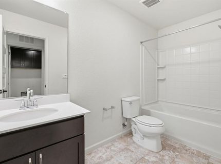9911 Del Surf Ln, Elk Grove, CA 95757 Photo