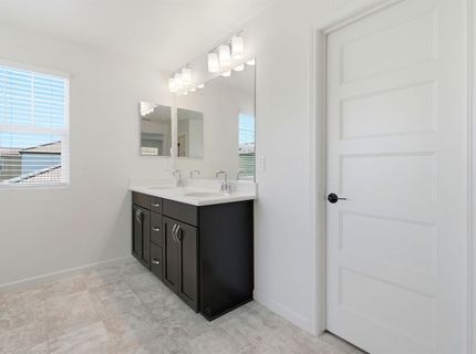 9911 Del Surf Ln, Elk Grove, CA 95757 Photo