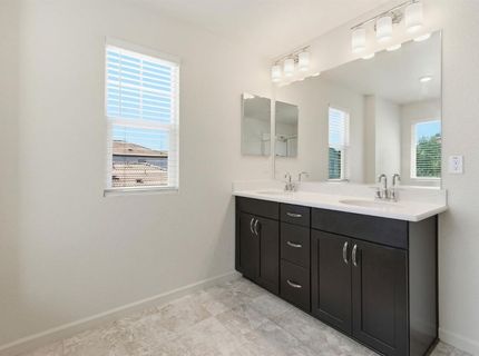 9911 Del Surf Ln, Elk Grove, CA 95757 Photo