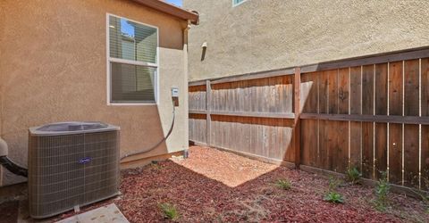 9911 Del Surf Ln, Elk Grove, CA 95757 Photo