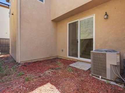 9911 Del Surf Ln, Elk Grove, CA 95757 Photo