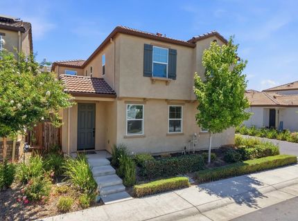 9911 Del Surf Ln, Elk Grove, CA 95757 Photo