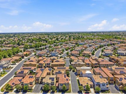 9911 Del Surf Ln, Elk Grove, CA 95757 Photo