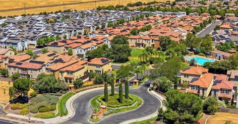 9911 Del Surf Ln, Elk Grove, CA 95757 Photo