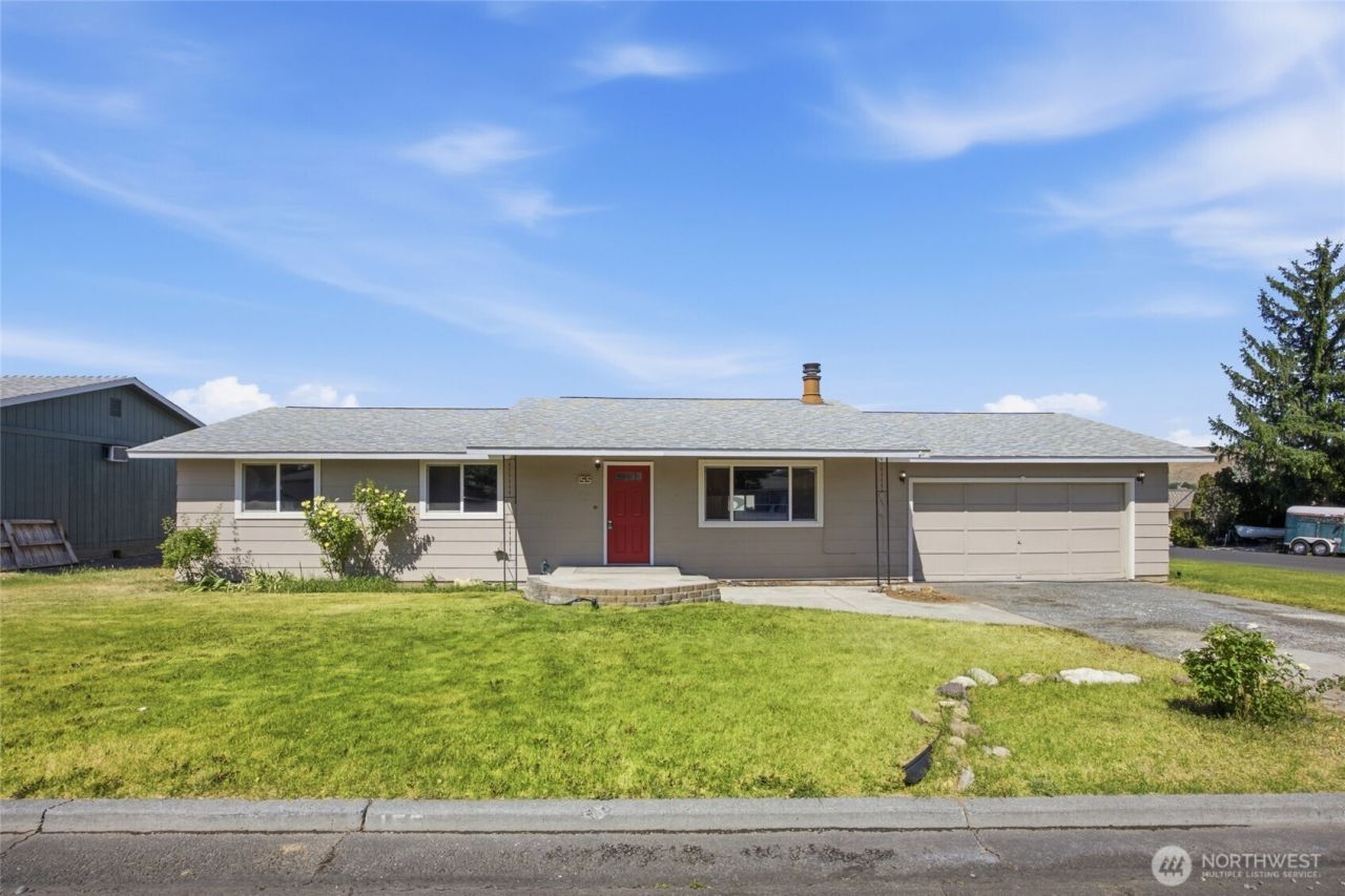 155 NE D Street, Ephrata, WA 98823 Main Photo
