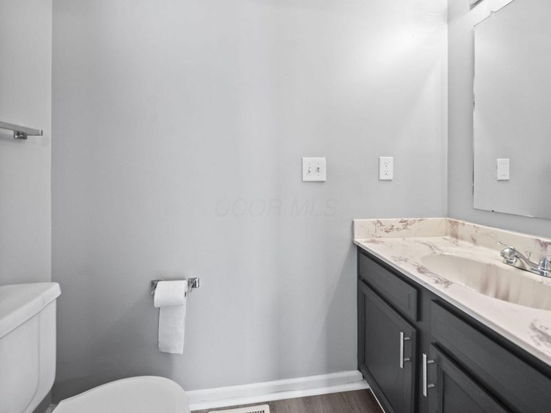 2839 Beal Drive , Columbus, OH 43232 Photo 18