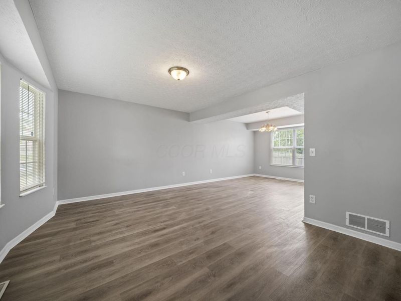 2839 Beal Drive , Columbus, OH 43232 Photo 26