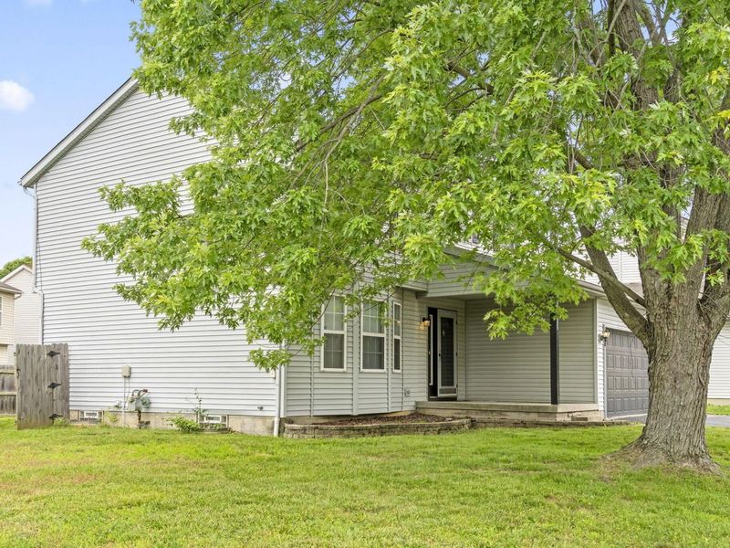 2839 Beal Drive , Columbus, OH 43232 Photo 5