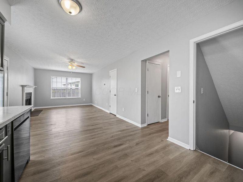 2839 Beal Drive , Columbus, OH 43232 Photo 8