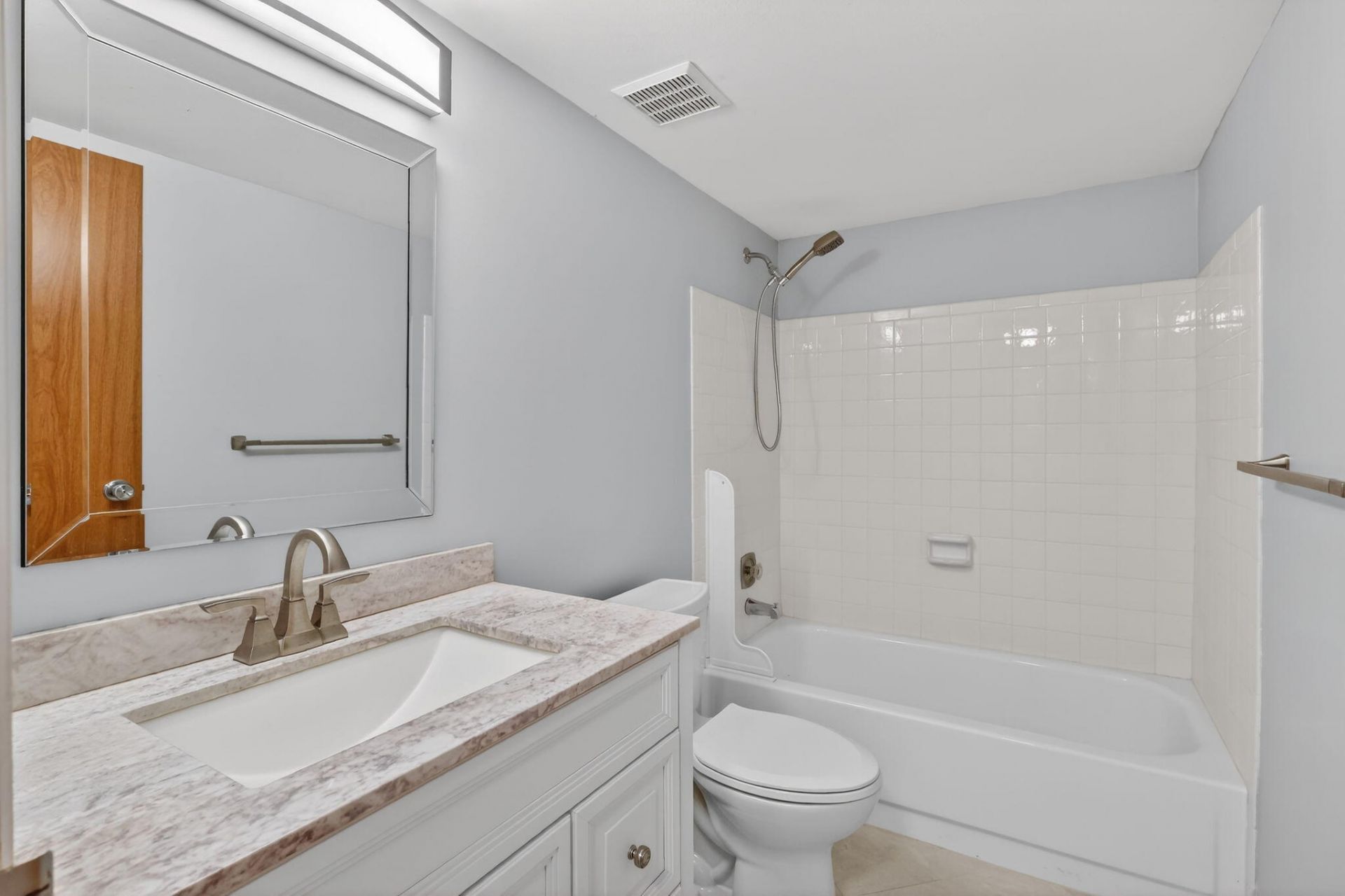 2950 SE Ocean Boulevard, Unit 12, Stuart, FL 34996 Photo