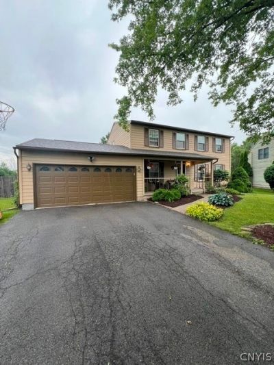 7783 Tirrell Hill Circle, Liverpool, NY 13090 Main Photo