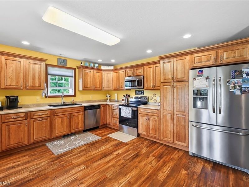 2343 Pleasant Hill Road NW, New Philadelphia, OH 44663 Photo 8