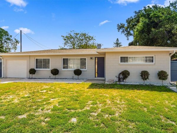 15549 NEWPORT ROAD , CLEARWATER, FL 33764